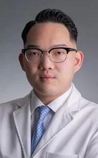 神田院歯科医師:椎津 太智